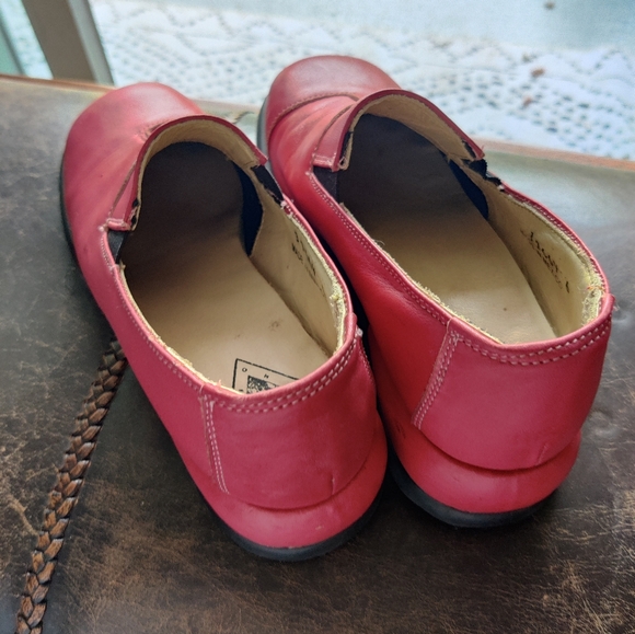 Pink FlueVog Leather Shoes - Picture 3 of 4